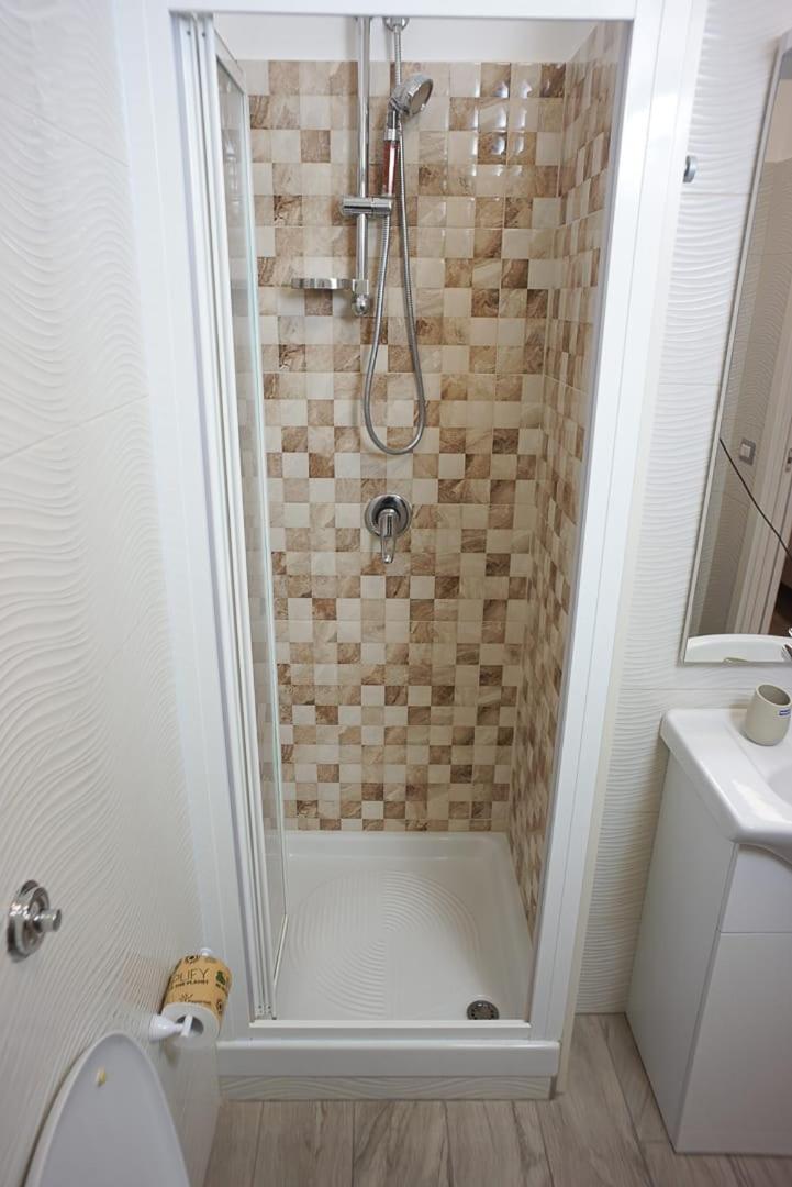 B&B Domus Vettii Помпей Екстериор снимка