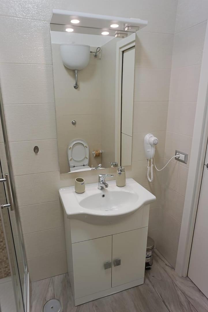 B&B Domus Vettii Помпей Екстериор снимка