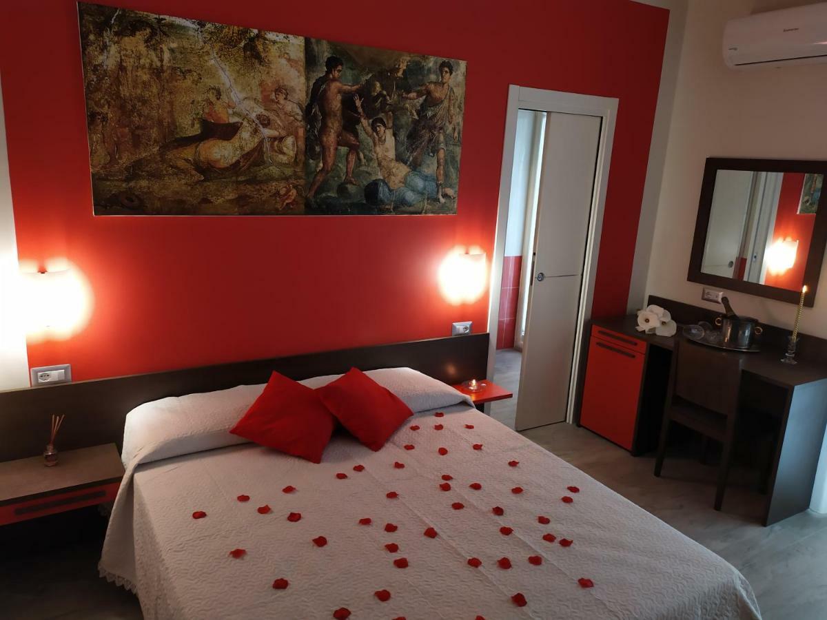 B&B Domus Vettii Помпей Екстериор снимка